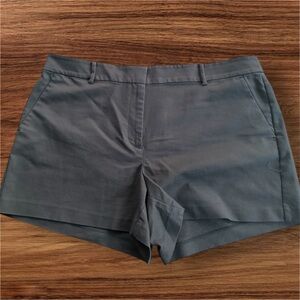 LOFT Curvy Black Riviera Shorts Size 16